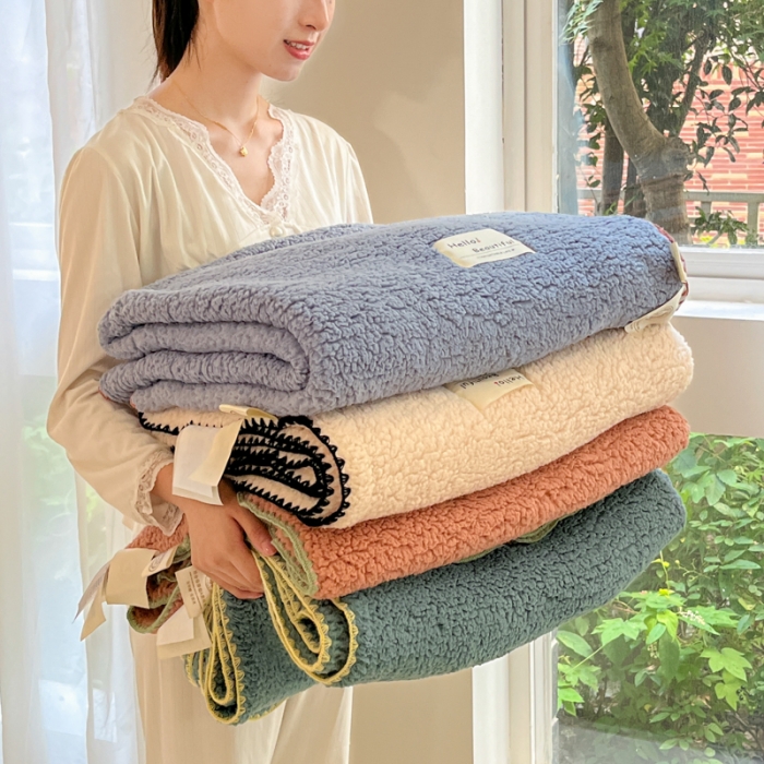 91家纺网 家纺一手货源 找家纺 （总）羋多 A类泡泡绒多功能毯精致贝壳边盖毯毛毯