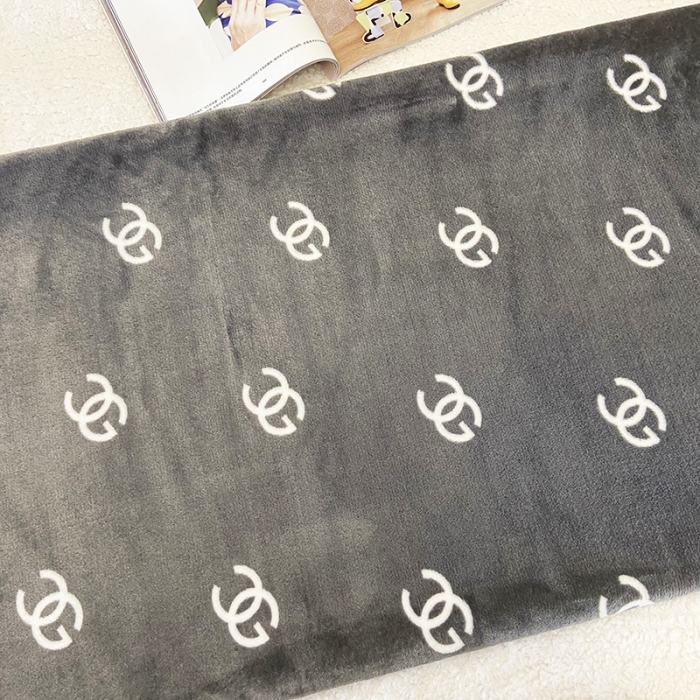 91家纺网 家纺一手货源 找家纺 卡奥 2024新款双层复合云貂绒北极绒休闲毛毯 西西里