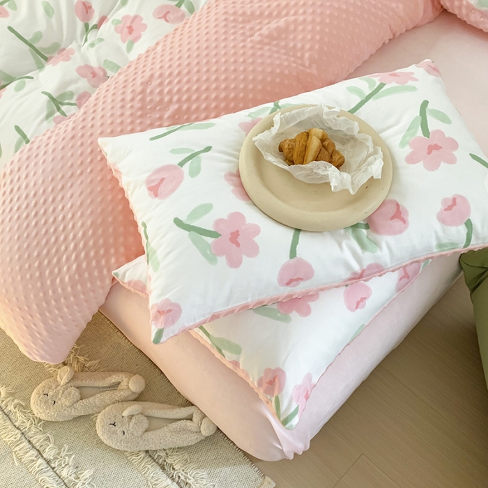 91家纺网 家纺一手货源 找家纺 金奇达 2023新款豆豆棉绒四件套 蜜茶花粉