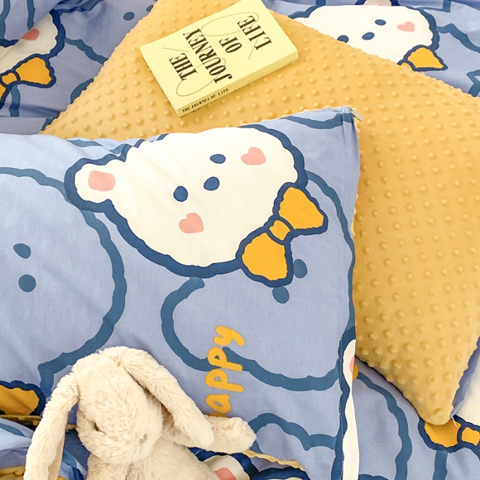 91家纺网 家纺一手货源 找家纺 金奇达 2023新款豆豆棉绒四件套 领结熊仔