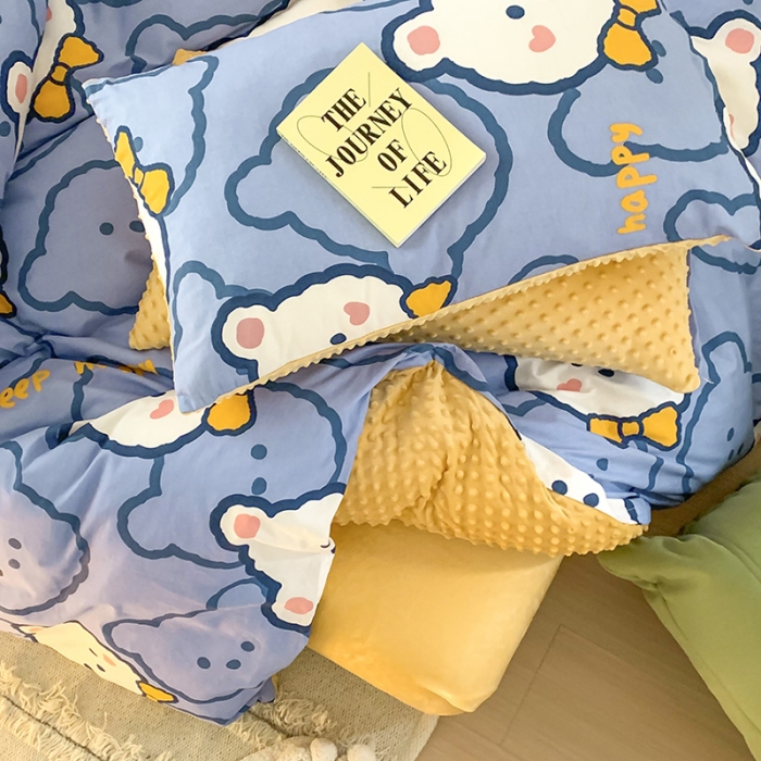 91家纺网 家纺一手货源 找家纺 金奇达 2023新款豆豆棉绒四件套 领结熊仔