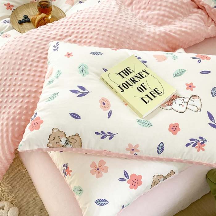 91家纺网 家纺一手货源 找家纺 金奇达 2023新款豆豆棉绒四件套 花花熊