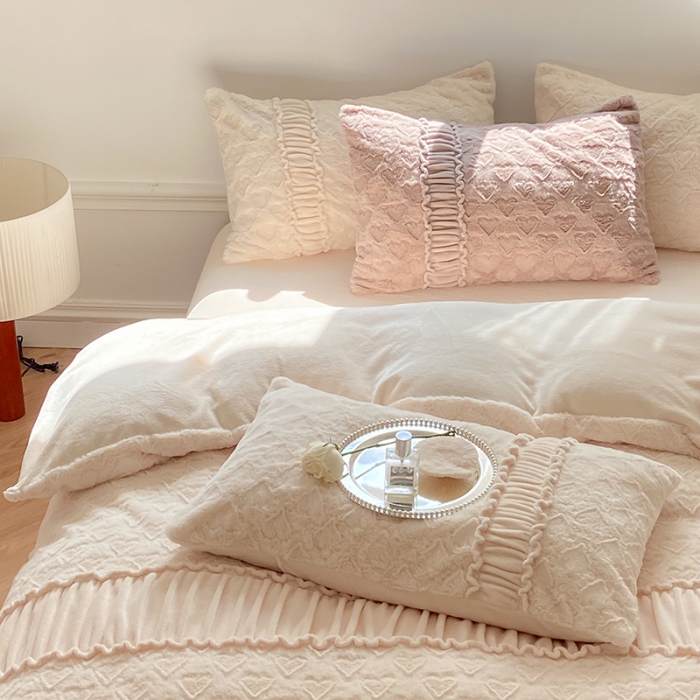 91家纺网 家纺一手货源 找家纺 金奇达 2024秋冬保暖加厚绒类【雪兔绒】四件套 雪兔杏白