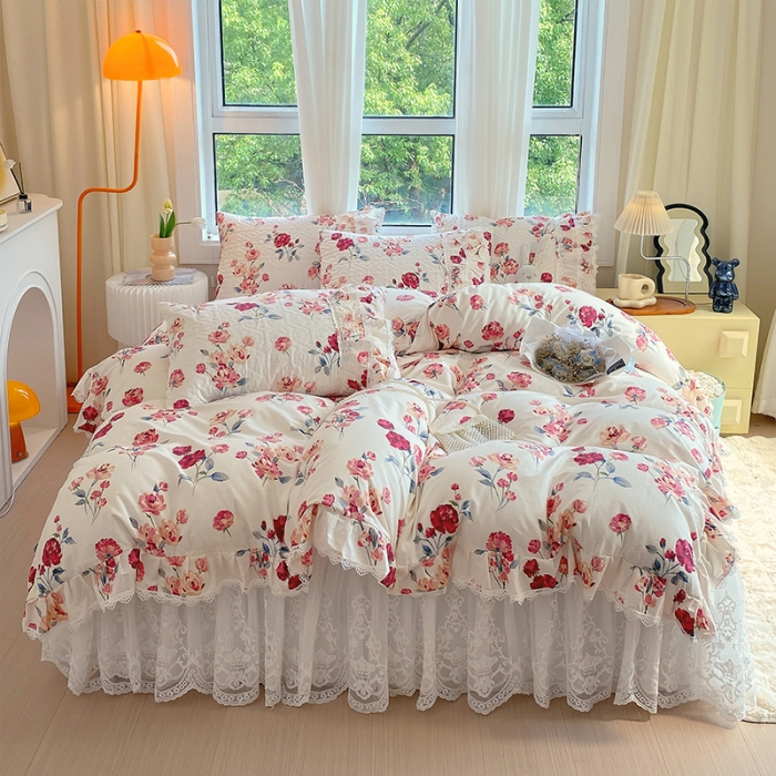 91家纺网 家纺一手货源 找家纺 罗艺轩 2024新款全棉蕾丝夹棉床裙巴黎春天系列四件套 复古花季