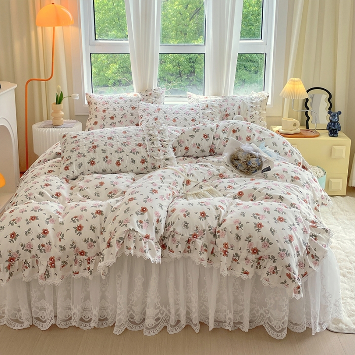 91家纺网 家纺一手货源 找家纺 罗艺轩 2024新款全棉蕾丝夹棉床裙巴黎春天系列四件套 花瓣秘境