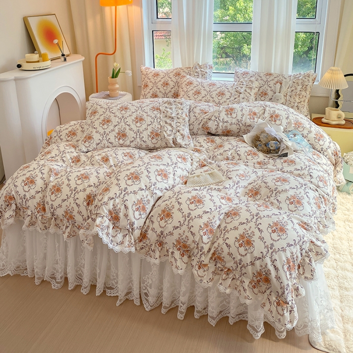 91家纺网 家纺一手货源 找家纺 罗艺轩 2024新款全棉蕾丝夹棉床裙巴黎春天系列四件套 赛娅