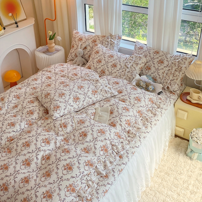 91家纺网 家纺一手货源 找家纺 罗艺轩 2024新款全棉蕾丝夹棉床裙巴黎春天系列四件套 赛娅