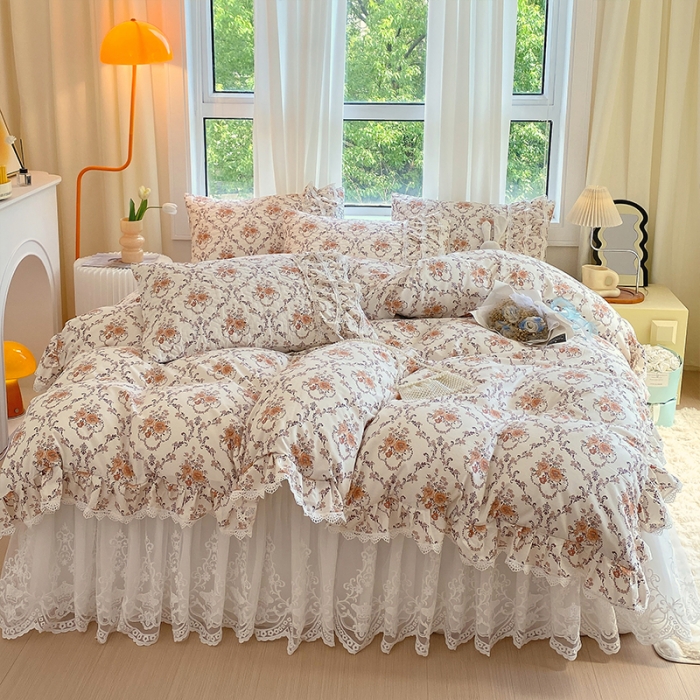 91家纺网 家纺一手货源 找家纺 罗艺轩 2024新款全棉蕾丝夹棉床裙巴黎春天系列四件套 赛娅