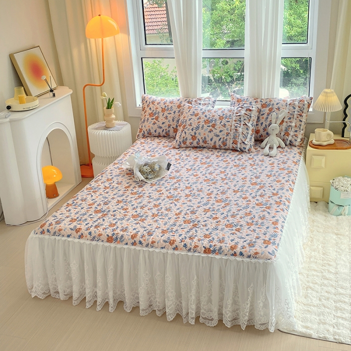 91家纺网 家纺一手货源 找家纺 罗艺轩 2024新款全棉蕾丝夹棉床裙巴黎春天系列三件套 丹尼斯