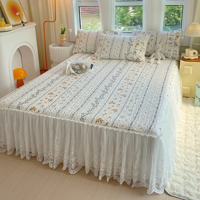 91家纺网 家纺一手货源 找家纺 罗艺轩 2024新款全棉蕾丝夹棉床裙巴黎春天系列三件套 芙拉花园