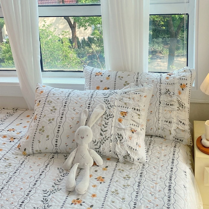 91家纺网 家纺一手货源 找家纺 罗艺轩 2024新款全棉蕾丝夹棉床裙巴黎春天系列三件套 芙拉花园