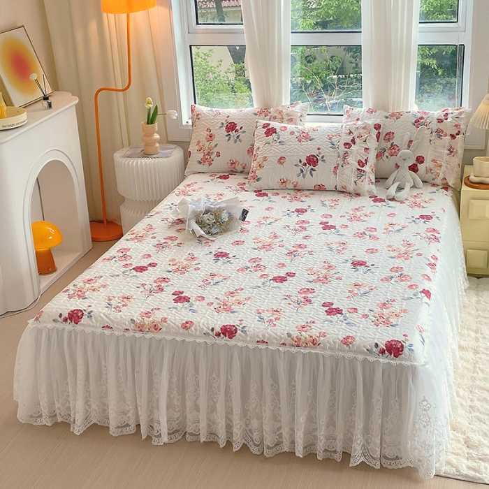 91家纺网 家纺一手货源 找家纺 罗艺轩 2024新款全棉蕾丝夹棉床裙巴黎春天系列三件套 复古花季