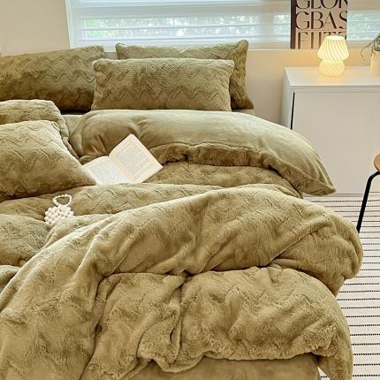 91家纺网 家纺一手货源 找家纺 澳梵 2023新款立体压花兔兔绒牛奶绒四件套 波浪-橄榄绿