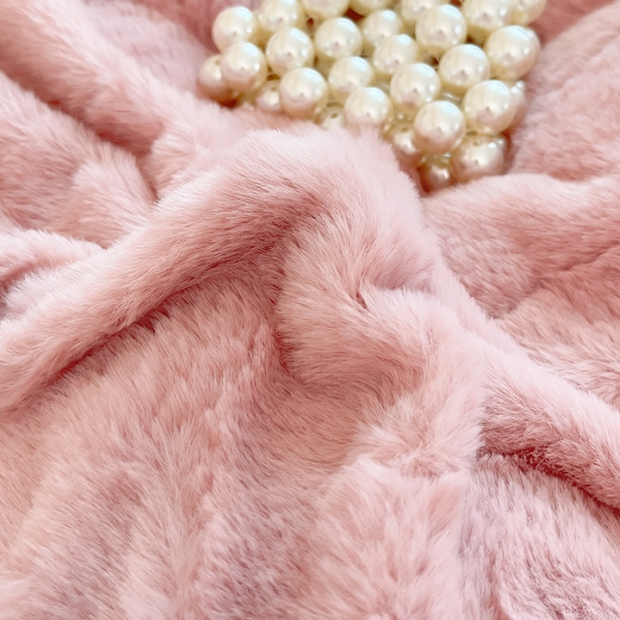 91家纺网 家纺一手货源 找家纺 澳梵 2023新款立体压花兔兔绒牛奶绒四件套 波浪-粉豆沙