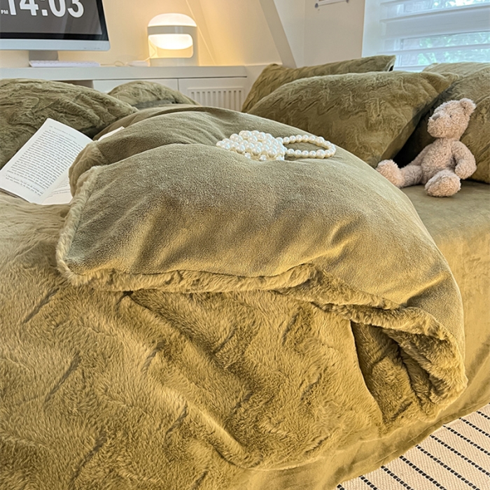 91家纺网 家纺一手货源 找家纺 澳梵 2023新款立体压花兔兔绒牛奶绒四件套 波浪-橄榄绿