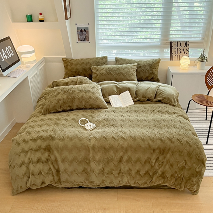 91家纺网 家纺一手货源 找家纺 澳梵 2023新款立体压花兔兔绒牛奶绒四件套 波浪-橄榄绿