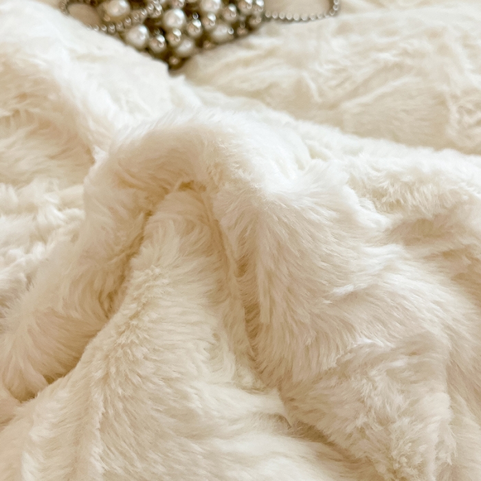 91家纺网 家纺一手货源 找家纺 澳梵 2023新款立体压花兔兔绒牛奶绒四件套 波浪-灰白