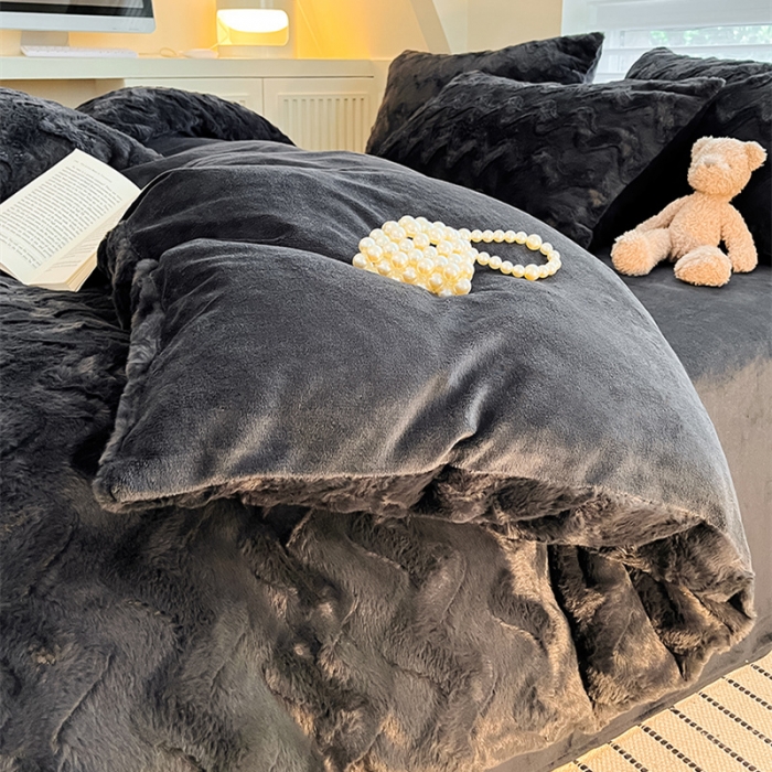 91家纺网 家纺一手货源 找家纺 澳梵 2023新款立体压花兔兔绒牛奶绒四件套 波浪-金典黑