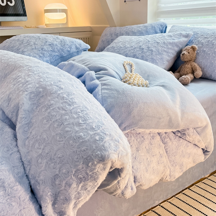 91家纺网 家纺一手货源 找家纺 澳梵 2023新款立体压花兔兔绒牛奶绒四件套 玫瑰-天蓝