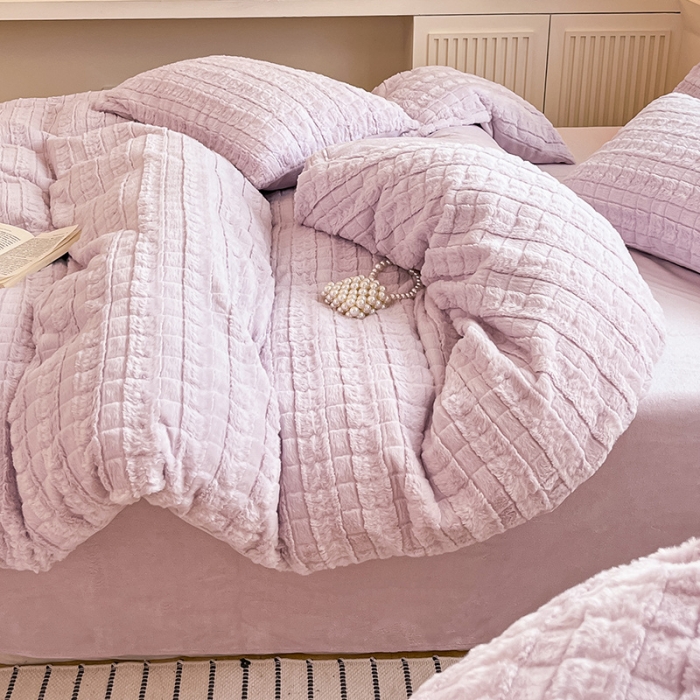 91家纺网 家纺一手货源 找家纺 澳梵 2023新款立体压花兔兔绒牛奶绒四件套 米拉-浅紫