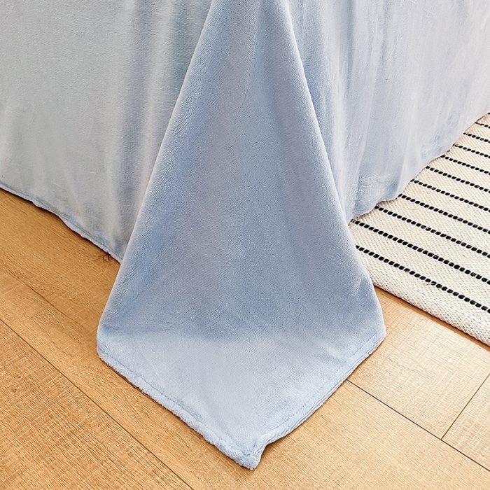 91家纺网 家纺一手货源 找家纺 澳梵 2023新款立体压花兔兔绒牛奶绒四件套 米拉-天蓝