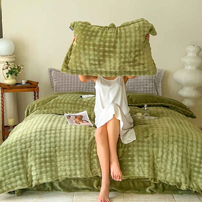 91家纺网 家纺一手货源 找家纺 (总)佳居缘 2023新款A类兔兔绒四件套柔软亲肤绒轻奢套件