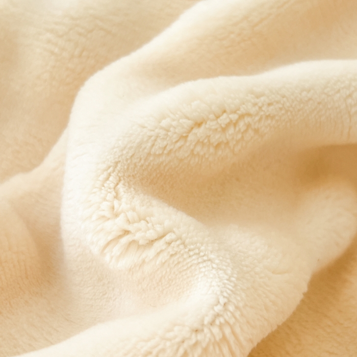 91家纺网 家纺一手货源 找家纺 佳居缘 2023新款A类兔兔绒四件套柔软亲肤绒轻奢套件 奶白