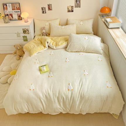 91家纺网 家纺一手货源 找家纺 红嘴企鹅 2025新品卡通毛巾绣牛奶绒套件含买家秀 小丫子-牛奶绒