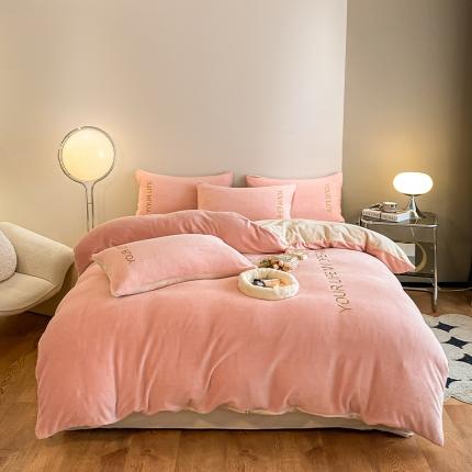 91家纺网 家纺一手货源 找家纺 （总）义博 2025新款牛奶绒刺绣四件套-浪漫系列