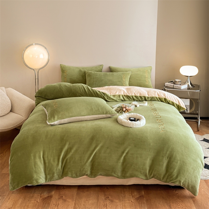 91家纺网 家纺一手货源 找家纺 义博 2025新款牛奶绒刺绣四件套-浪漫系列 浪漫-抹茶绿