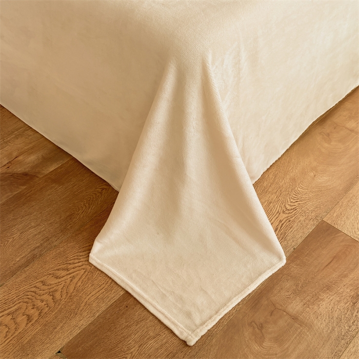 91家纺网 家纺一手货源 找家纺 义博 2025新款牛奶绒刺绣四件套-浪漫系列 浪漫-抹茶绿