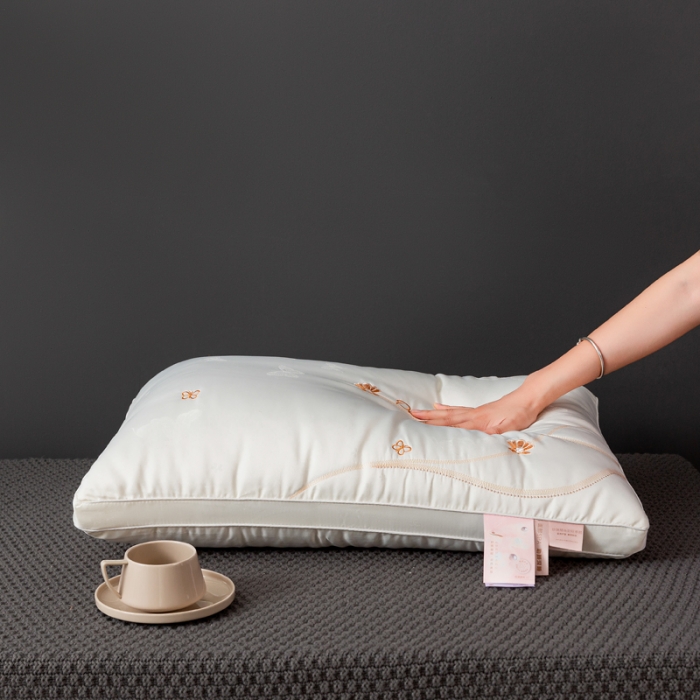 91家纺网 家纺一手货源 找家纺 （总）拾光枕芯 2023新款提花蝴蝶珍珠枕枕头枕芯