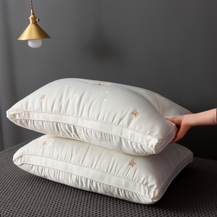 91家纺网 家纺一手货源 找家纺 拾光枕芯 2023新款提花蝴蝶珍珠枕枕头枕芯 48*74cm/只 米黄