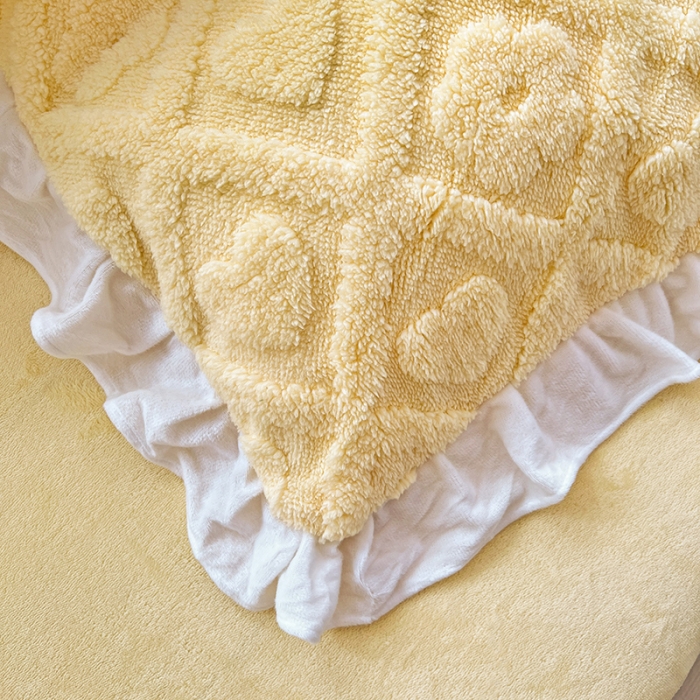 91家纺网 家纺一手货源 找家纺 澳梵 2023新款温柔梦境花梦塔芙绒韩版四件套 格子铺-黄色