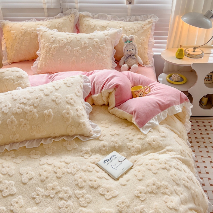 91家纺网 家纺一手货源 找家纺 澳梵 2023新款温柔梦境花梦塔芙绒韩版四件套 花梦-粉白