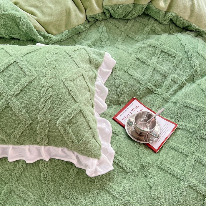 91家纺网 家纺一手货源 找家纺 澳梵 2023新款温柔梦境花梦塔芙绒韩版四件套 温柔梦境-草绿