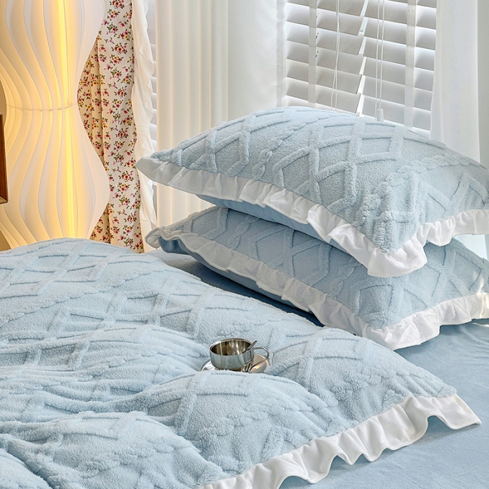 91家纺网 家纺一手货源 找家纺 澳梵 2023新款温柔梦境花梦塔芙绒韩版四件套 温柔梦境-婴儿蓝