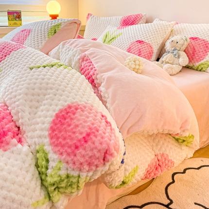 91家纺网 家纺一手货源 找家纺 澳梵家居 2023新款印花豆豆绒牛奶绒四件套 粉色郁金香