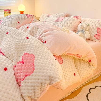 91家纺网 家纺一手货源 找家纺 澳梵家居 2023新款印花豆豆绒牛奶绒四件套 一只兔兔