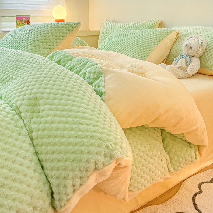 91家纺网 家纺一手货源 找家纺 澳梵家居 2023新款印花豆豆绒牛奶绒四件套 豆豆-嫩绿