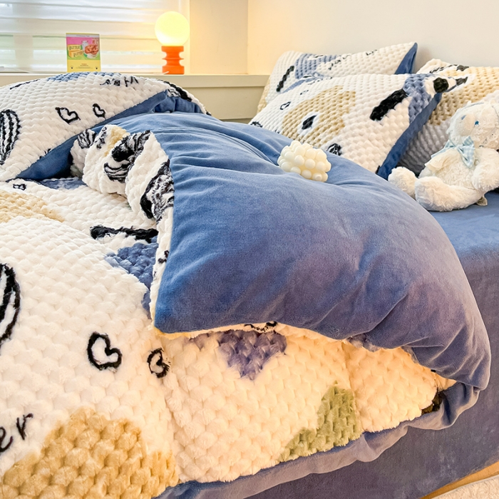 91家纺网 家纺一手货源 找家纺 澳梵家居 2023新款印花豆豆绒牛奶绒四件套 花季