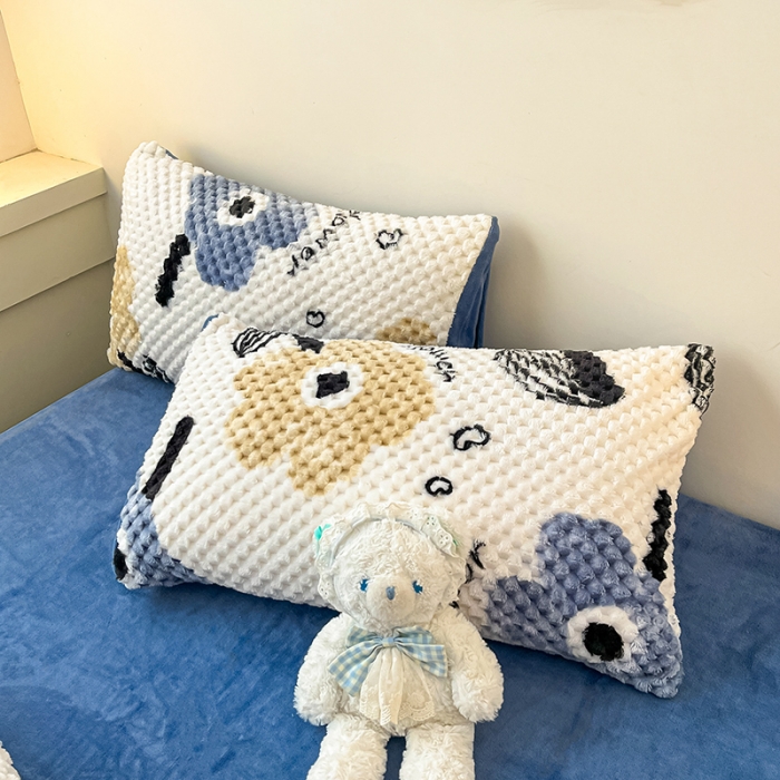 91家纺网 家纺一手货源 找家纺 澳梵家居 2023新款印花豆豆绒牛奶绒四件套 花季