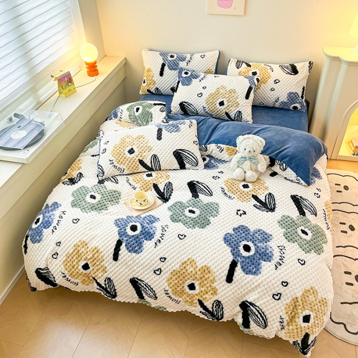 91家纺网 家纺一手货源 找家纺 澳梵家居 2023新款印花豆豆绒牛奶绒四件套 花季