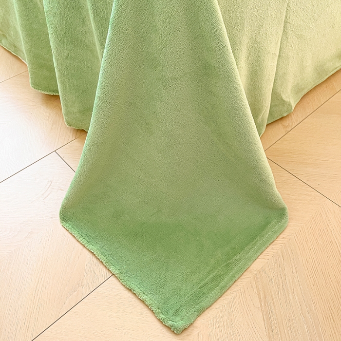 91家纺网 家纺一手货源 找家纺 澳梵家居 2023新款印花豆豆绒牛奶绒四件套 绿色心情