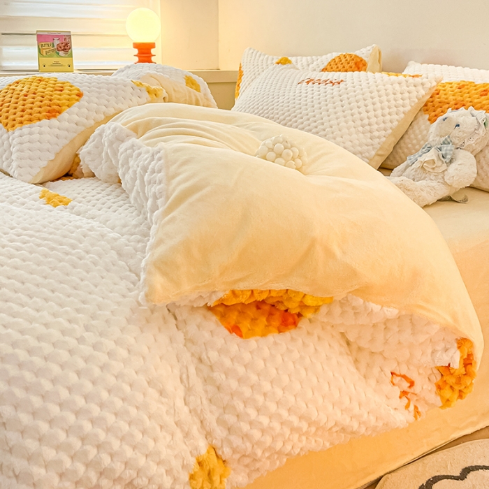 91家纺网 家纺一手货源 找家纺 澳梵家居 2023新款印花豆豆绒牛奶绒四件套 奶酪芝士