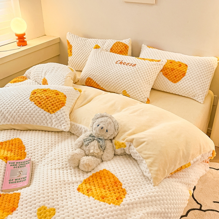 91家纺网 家纺一手货源 找家纺 澳梵家居 2023新款印花豆豆绒牛奶绒四件套 奶酪芝士