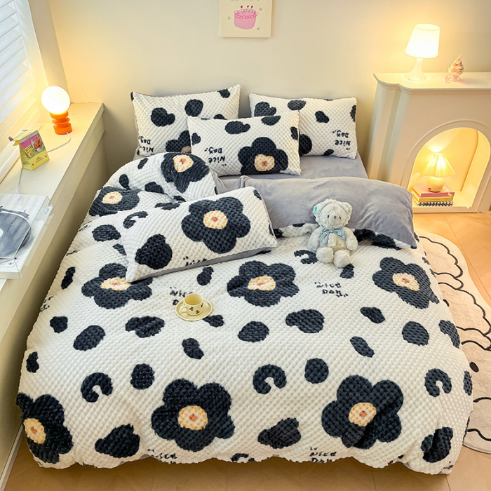 91家纺网 家纺一手货源 找家纺 澳梵家居 2023新款印花豆豆绒牛奶绒四件套 向阳花开