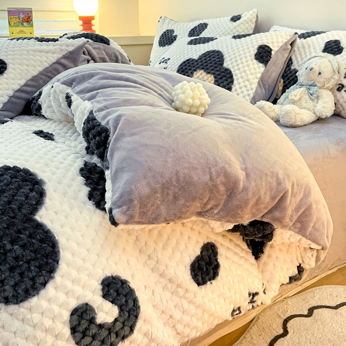 91家纺网 家纺一手货源 找家纺 澳梵家居 2023新款印花豆豆绒牛奶绒四件套 向阳花开