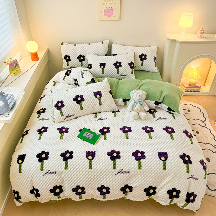 91家纺网 家纺一手货源 找家纺 澳梵家居 2023新款印花豆豆绒牛奶绒四件套 小花花