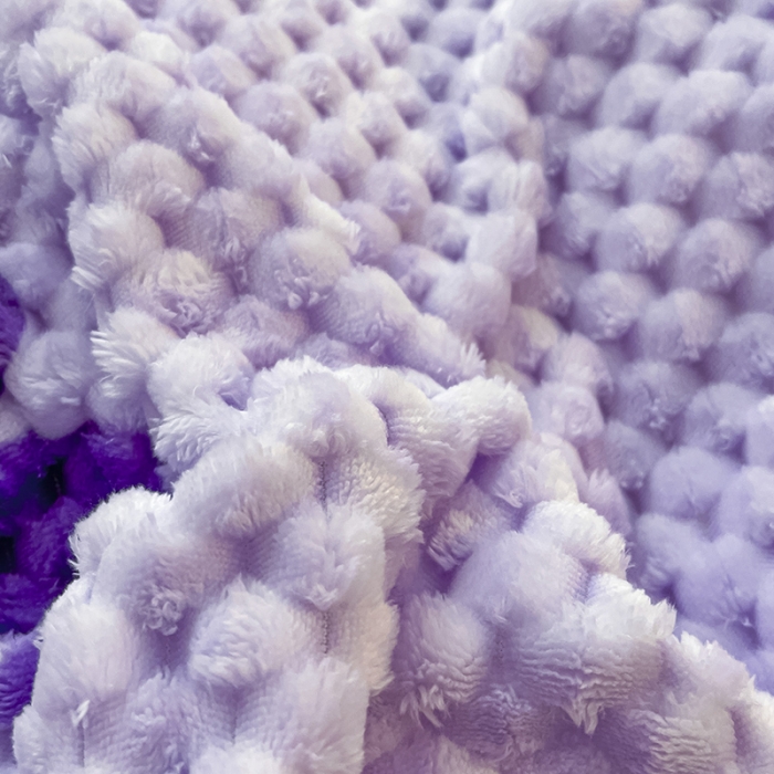 91家纺网 家纺一手货源 找家纺 澳梵家居 2023新款印花豆豆绒牛奶绒四件套 紫樱桃